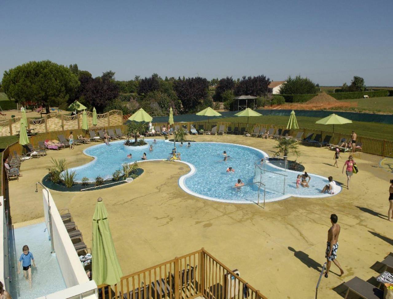 One-Bedroom Chalet in Saint-Vincent-sur-Jard, Vendée