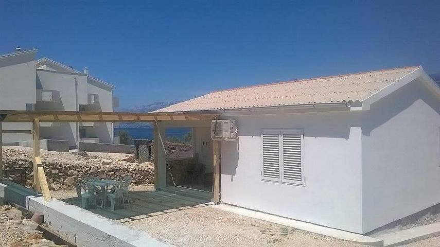 Ferienhaus für 4 Personen, mit Balkon/Terrasse in Razanac - 2