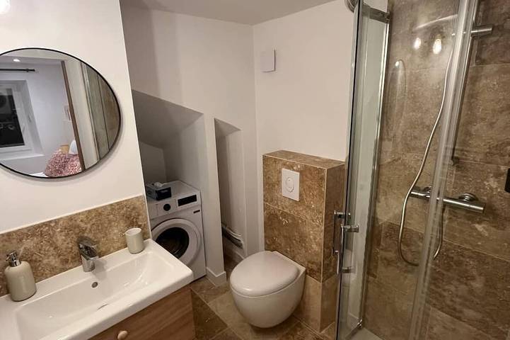 Appartement entier, Cocon provençal et jardin privatif pour une pause à 2 in Le Muy, Côte méditerranéenne (France)