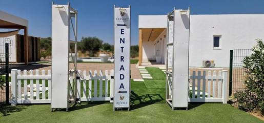 Location de vacances pour 5 personnes, avec balcon et bassin pour enfant ainsi que piscine et vue à Campo Maior