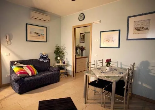 Ferienwohnung für 2 Personen, mit Terrasse und Garten - 1