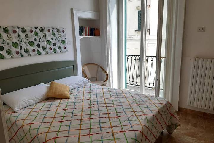 Ganze Wohnung, Casa Sebastian - mit großer Meerblick-Terrasse, nur wenige Meter zum Strand in Vietri sul Mare, Amalfiküste
