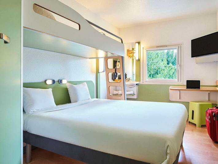 Hôtel pour 2 personnes, avec jardin, animaux acceptés à Santeny