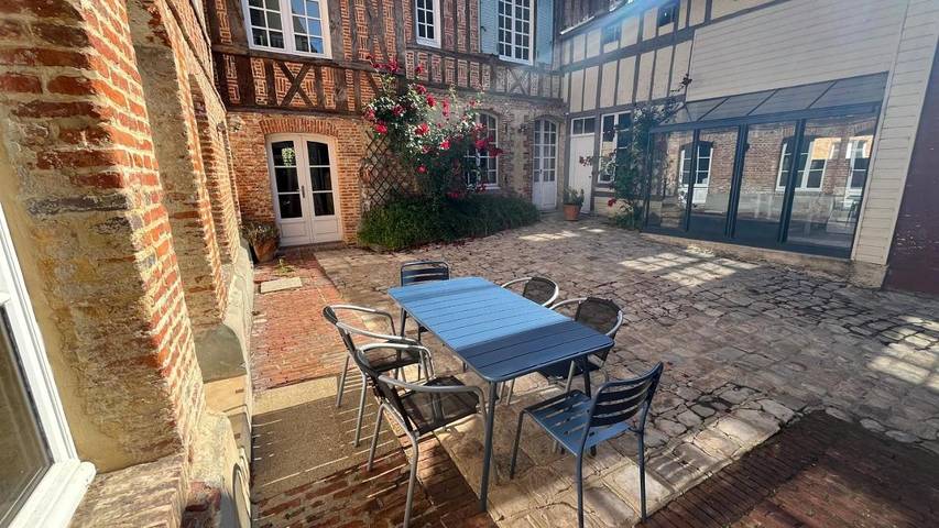 Location de vacances pour 6 personnes, avec terrasse à Neufchâtel-en-Bray