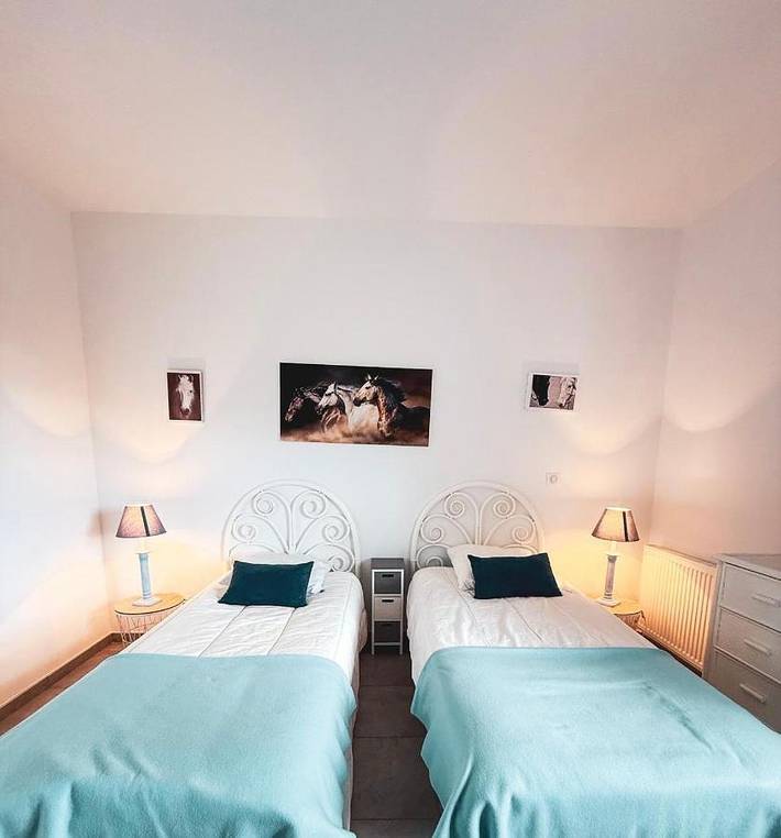 Tente pour 3 personnes, avec jardin et terrasse, animaux acceptés en Indre-et-Loire