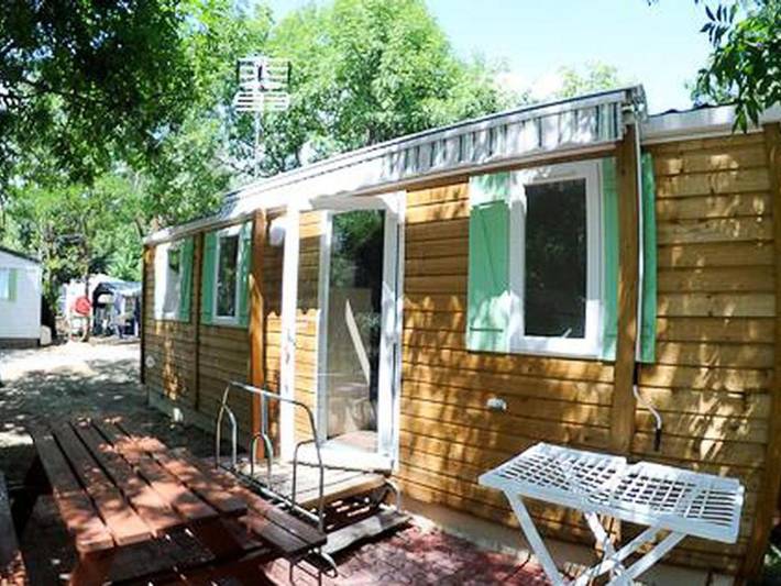 Camping para 6 personas, con Terraza y Piscina en Estavar