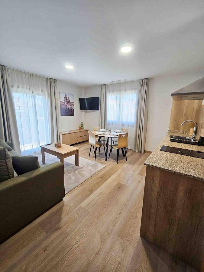 Casa rural para 4 personas, con balcón en San Cristóbal de Cea