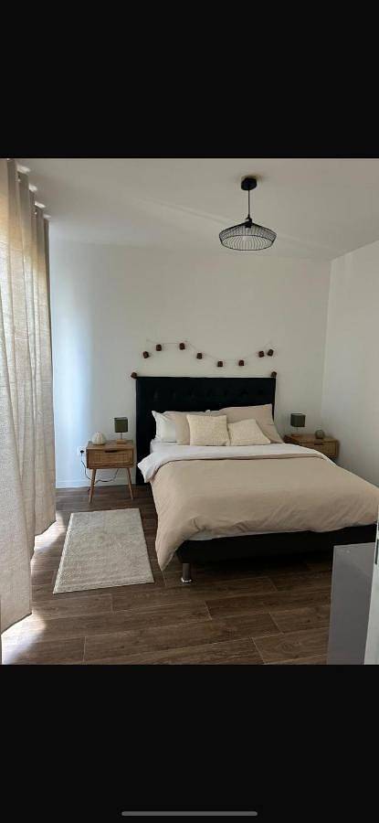 Appartement entier, One-Bedroom Apartment in Meaux, Seine-et-Marne