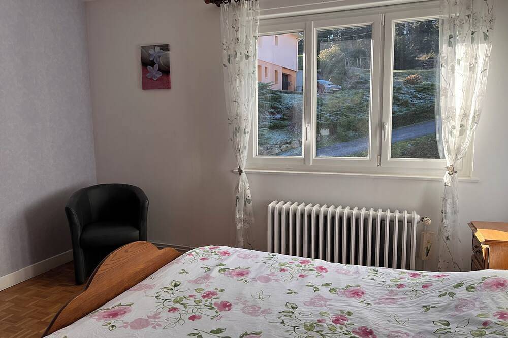 Appartement entier, Gîte spacieux au calme proche de la forêt de Saint-Amé dans les Vosges in Saint-Amé, Région d'Épinal