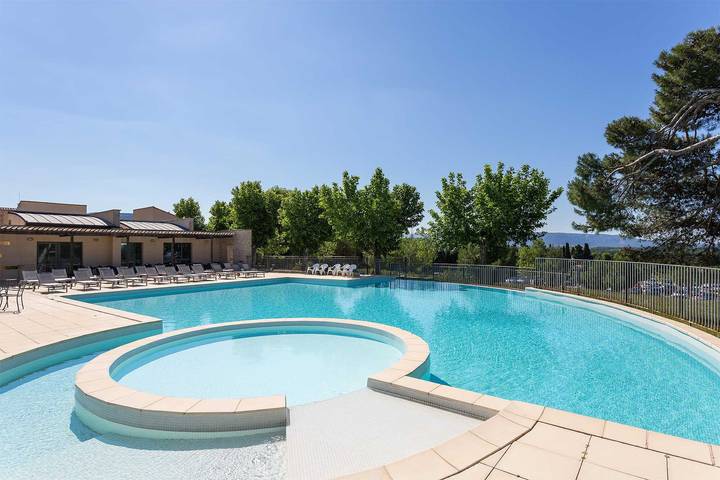 Gîte pour 4 personnes, avec Balcon ainsi que Terrasse et Piscine à Saumane-de-Vaucluse - 3