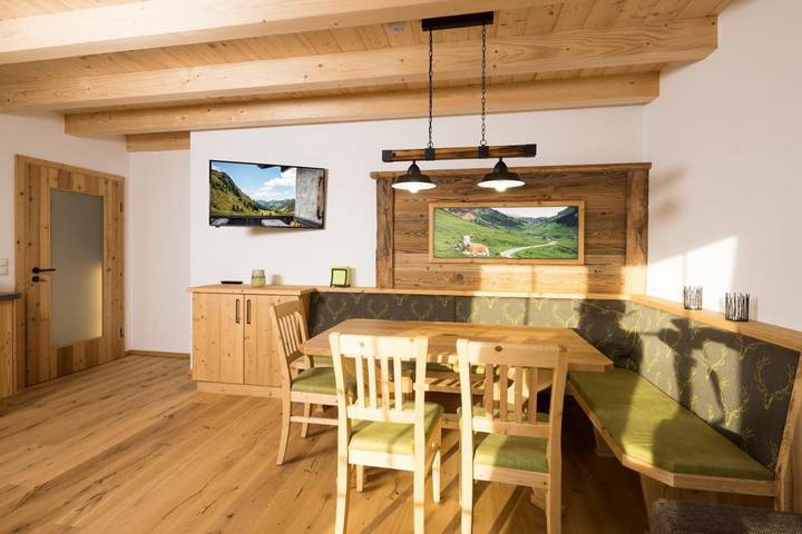 Ferienwohnung für 6 Personen, mit Balkon und Terrasse sowie Garten und Ausblick in Ebbs - 3
