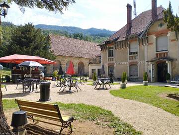Gîte pour 5 personnes, avec vue et jardin dans Lods