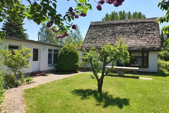 Ferienhaus für 8 Personen, mit Garten in Sagard