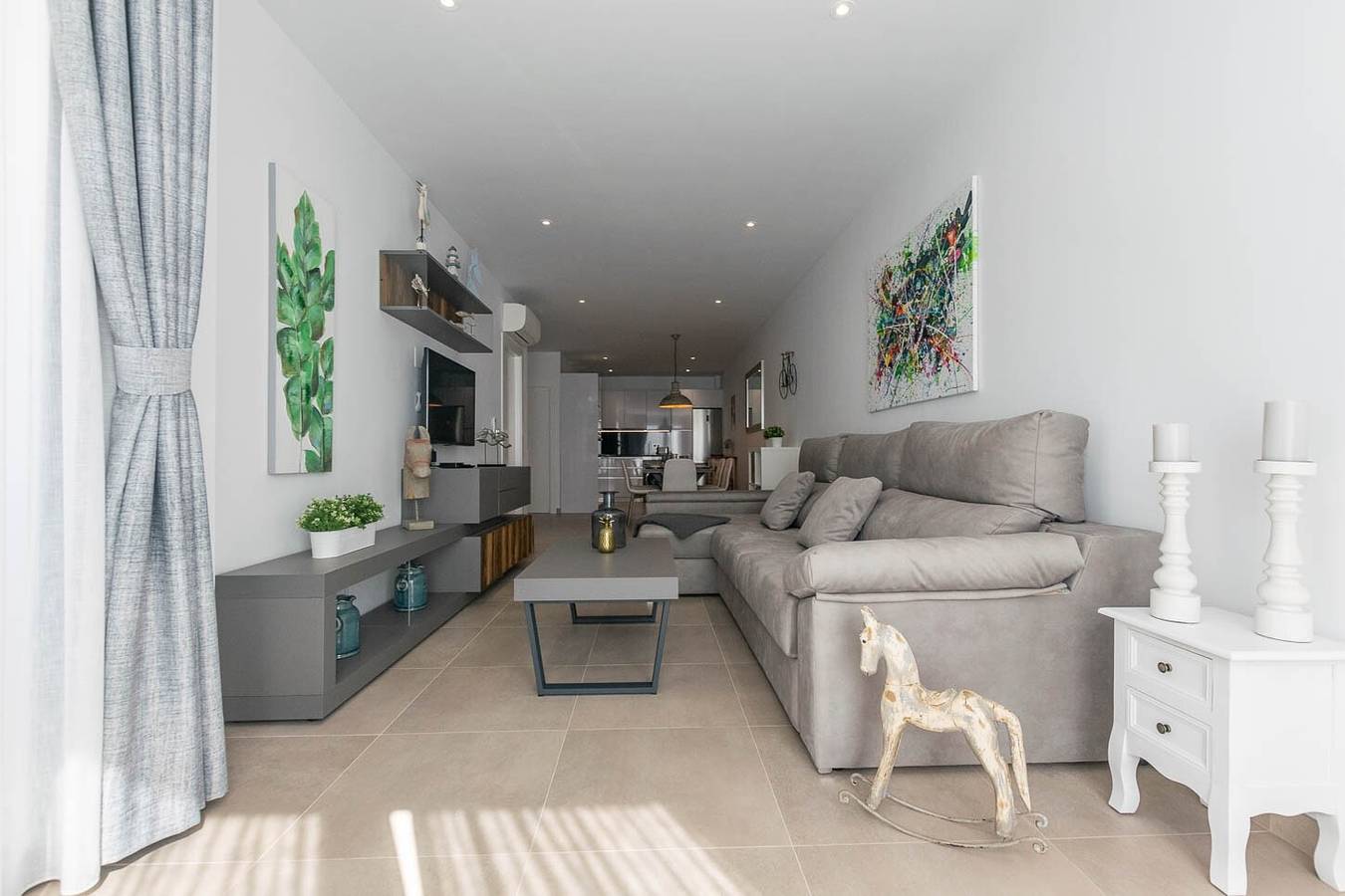 Apartamento entero, Apartamento Moderno en Cómpeta I con Vista a la Montaña, Wi-Fi y Terraza in Cómpeta, Provincia de Málaga