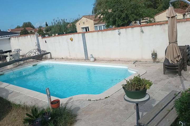 Location de vacances pour 2 personnes, avec piscine à Saint-Victoret - 2