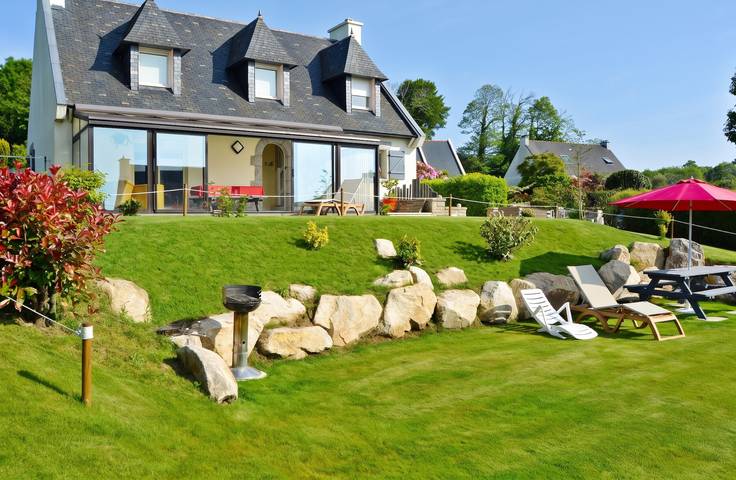 Appartement entier, Maison charmante à Plomelin avec jardin. in Plomelin, Région de Quimper