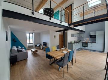 Gîte pour 6 personnes, avec terrasse et jardin dans Le Crest