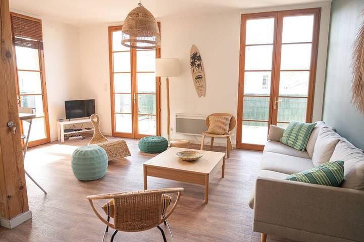 Holiday apartment for 8 people, with balcony - 1