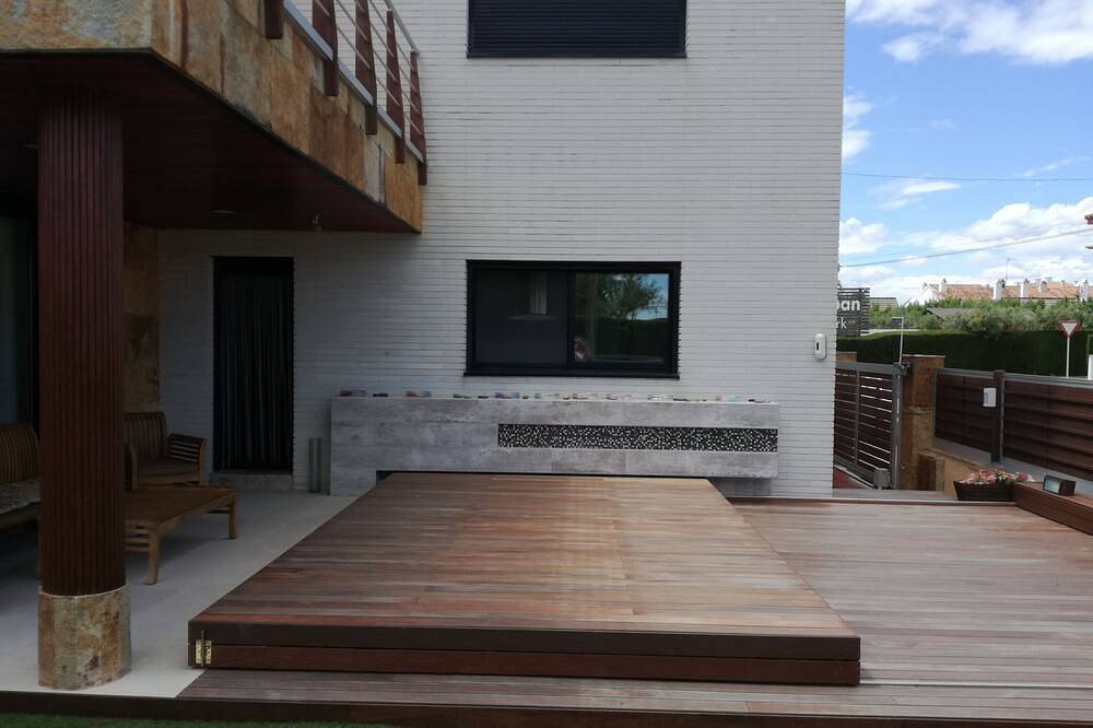 Villa De Lujo En Cambrils-Tarragona. 200 m Playa. in Cambrils, Costa Dorada