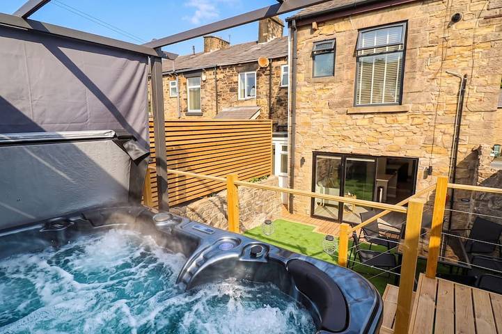 Gîte pour 6 personnes, avec Jacuzzi ainsi que Jardin et Sauna