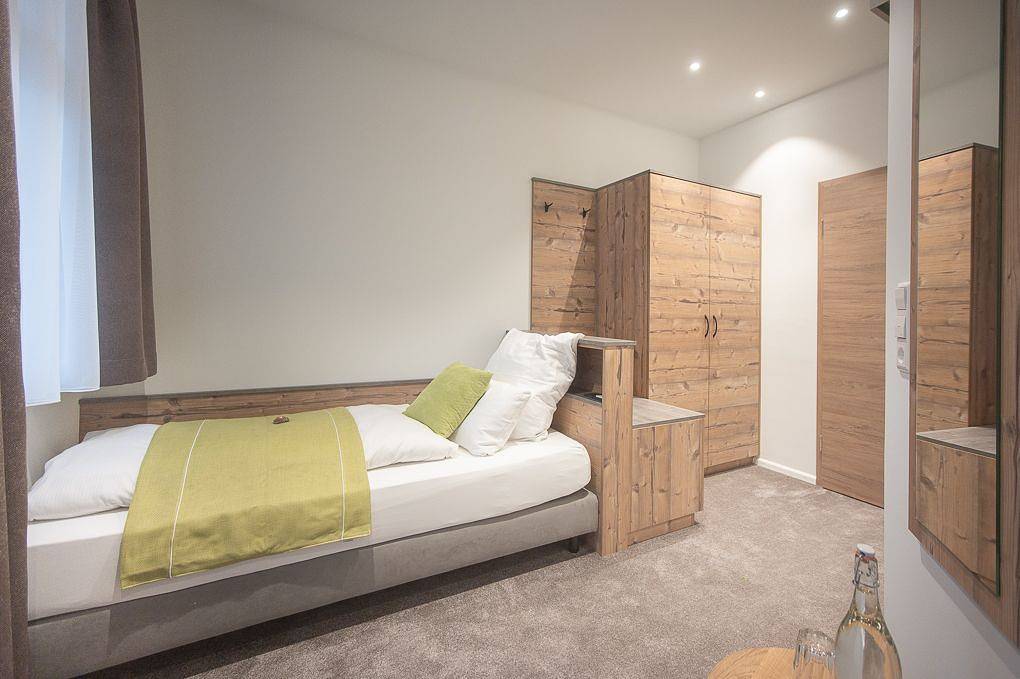 Daszimmermann - Doppelzimmer mit eigener Dusche und Gemeinschafts-Wc, max 2 Personen in Todtmoos, Südschwarzwald