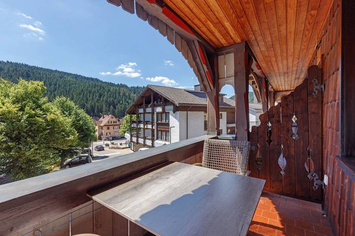 Chambre double standard avec jardin commun, balcon et Wi-Fi in Tennenbronn, Schramberg