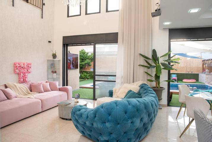 Villa pour 20 personnes, avec piscine et jardin - 1