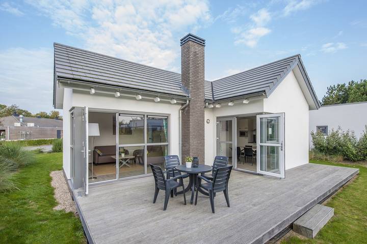 Bungalow für 4 Personen, mit Balkon/Terrasse und Terrasse sowie Garten in Ouddorp