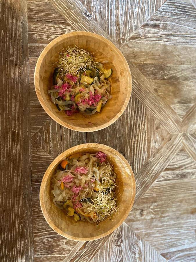 Location de vacances pour 2 personnes, avec jardin ainsi que vue et piscine, animaux acceptés à Le Temple-sur-Lot - 3