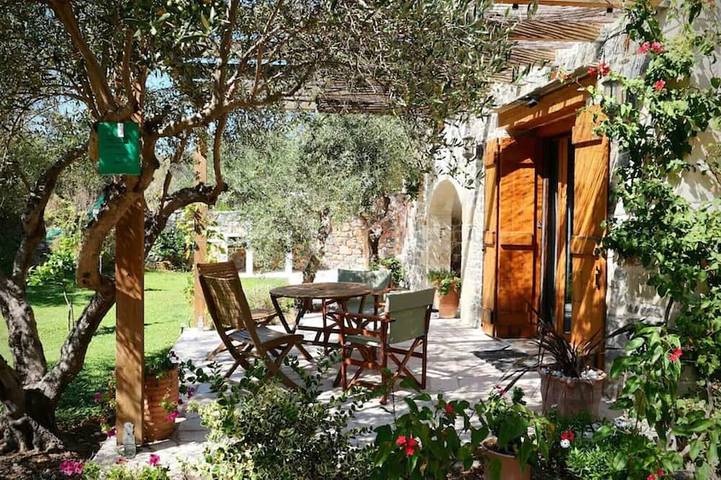 Domek letniskowy dla 3 osób, z jacuzzi i ogród w Kreta