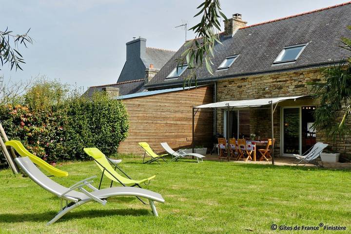 Gîte für 8 Personen, mit Terrasse und Garten