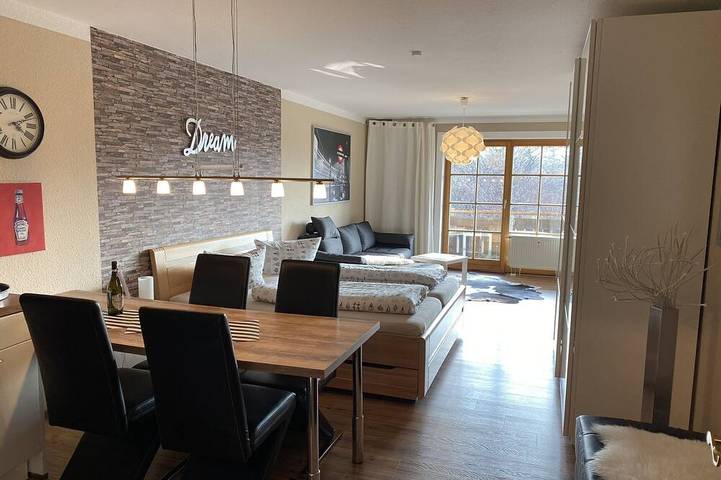 Ferienwohnung für 4 Personen, mit Garten und Balkon in Weitnau