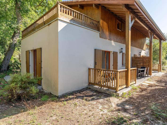 Gîte pour 5 personnes, avec terrasse et piscine, adapté aux familles dans Plage Moutchic - 2