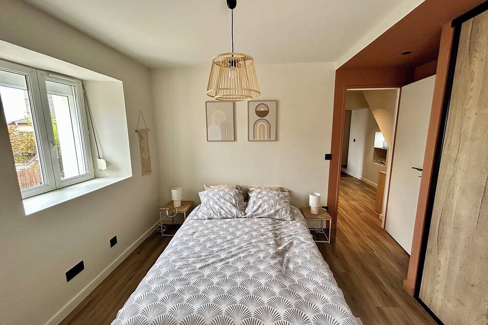 Renovated farmhouse in the Jura lakes region in Châtillon (Jura), Französischer Jura