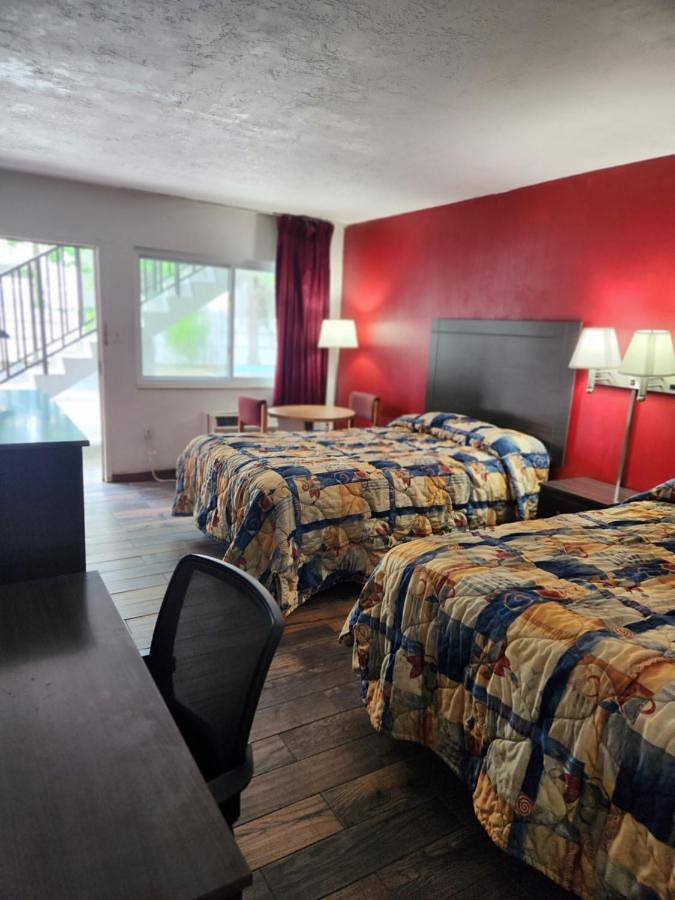 Hotel für 4 Personen - 1