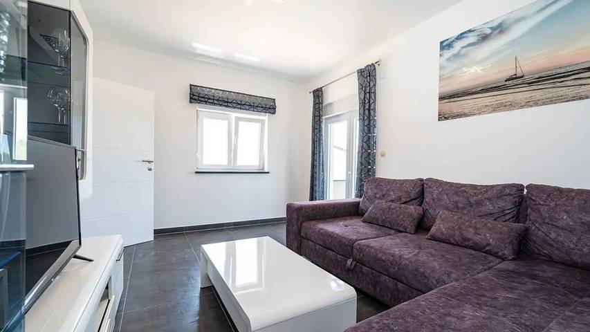 Ferienhaus für 6 Personen, mit Pool und Terrasse, mit Haustier in Maslenica - 2