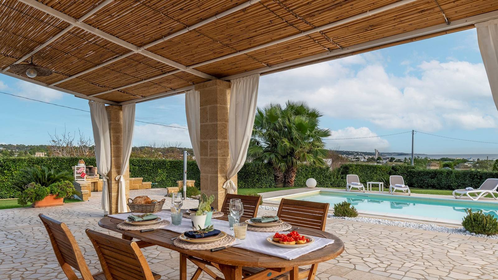 Villa für 4 Personen mit Garten in Salve, Golf von Tarent