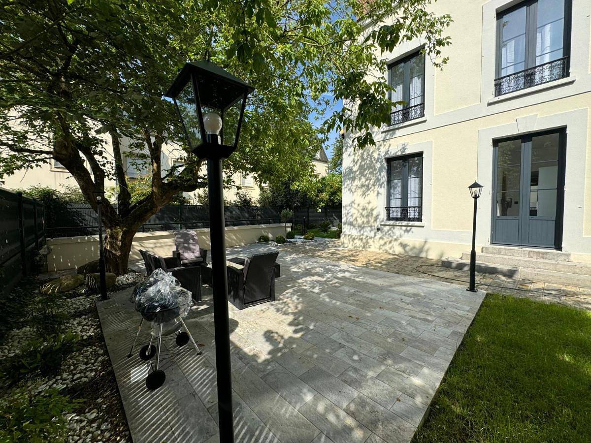 Appartement entier, L'Etoile de Seine 77 Appartement 2 in Dammarie-les-Lys, Seine-et-Marne