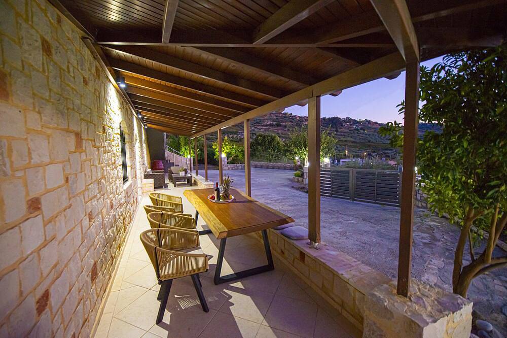 Villa for 6 People in Iraklio-Heraklio region