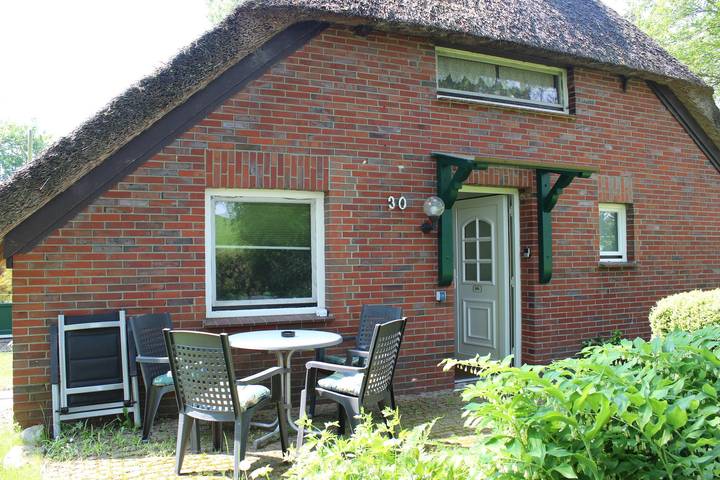 Ferienwohnung für 2 Personen, mit Garten in Wesermarsch - 2