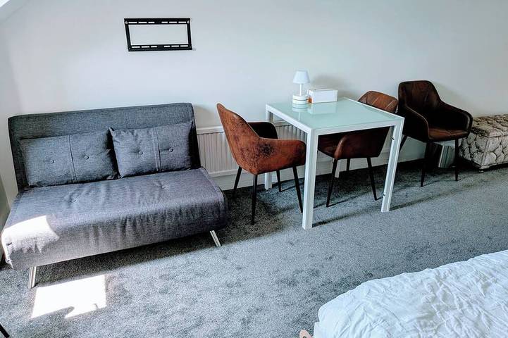 Entire apartment, Modern Spacious Flat | Near Aylesbury Station -Brand new in Aylesbury, Buckinghamshire