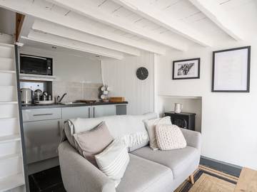 Log Cabin for 2 People in Barmouth, Gwynedd, Photo 4