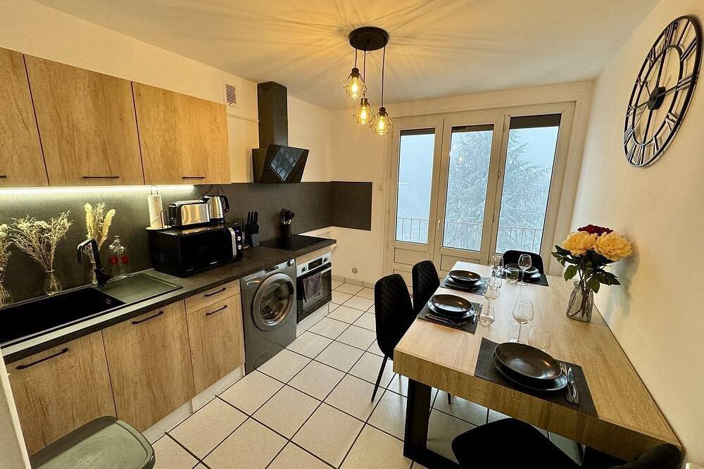 Entire apartment, Appartement 2 Chambres Cocooning in Saint-Étienne, Pilat Regional Nature Park