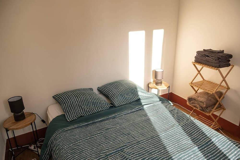 3 rooms flat with garden next to the train station in Nevers, Nièvre