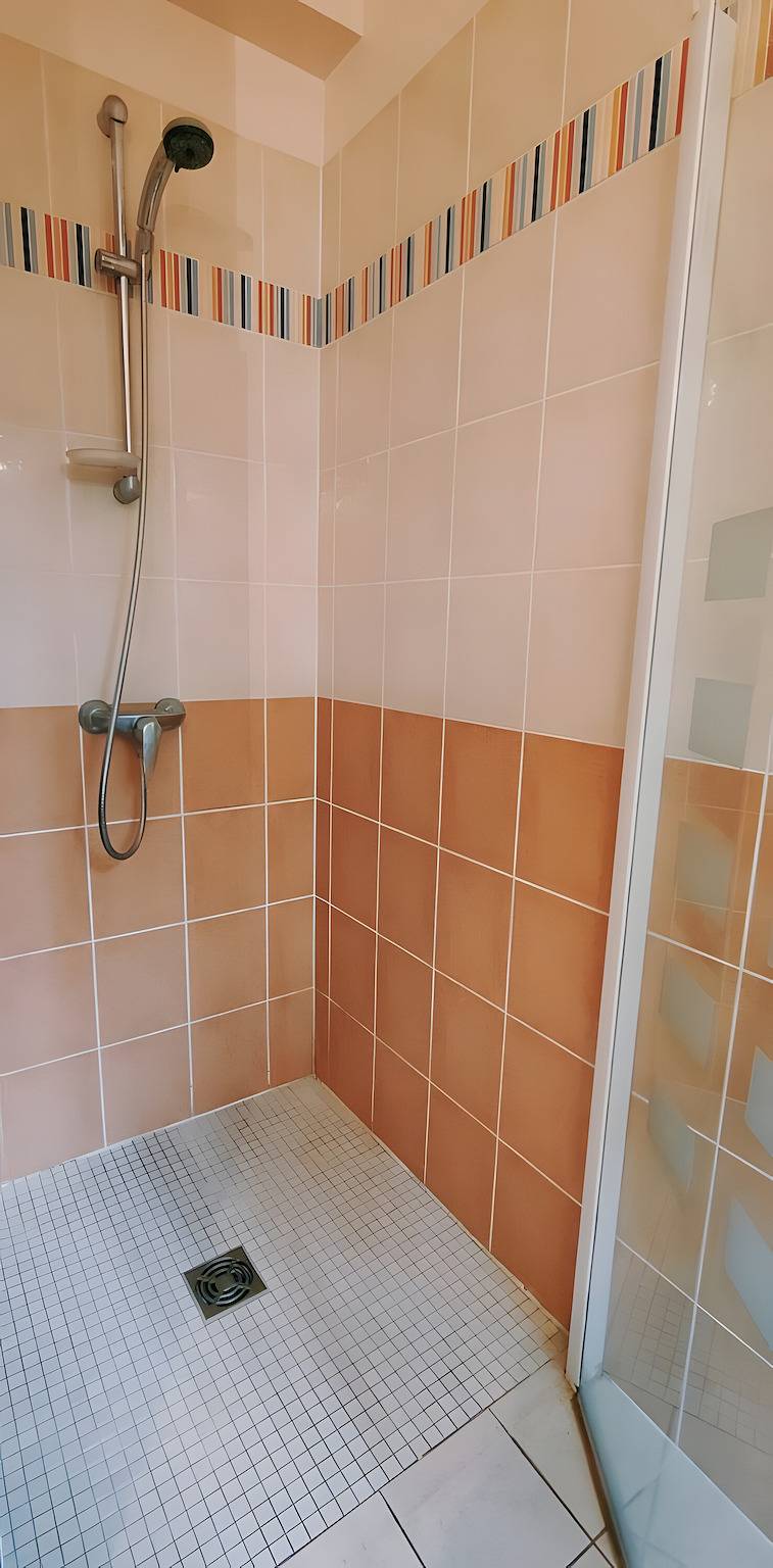 Ganze Wohnung, T2-Apartment im Erdgeschoss mit Außenbereich in Gap, Gap und Umgebung