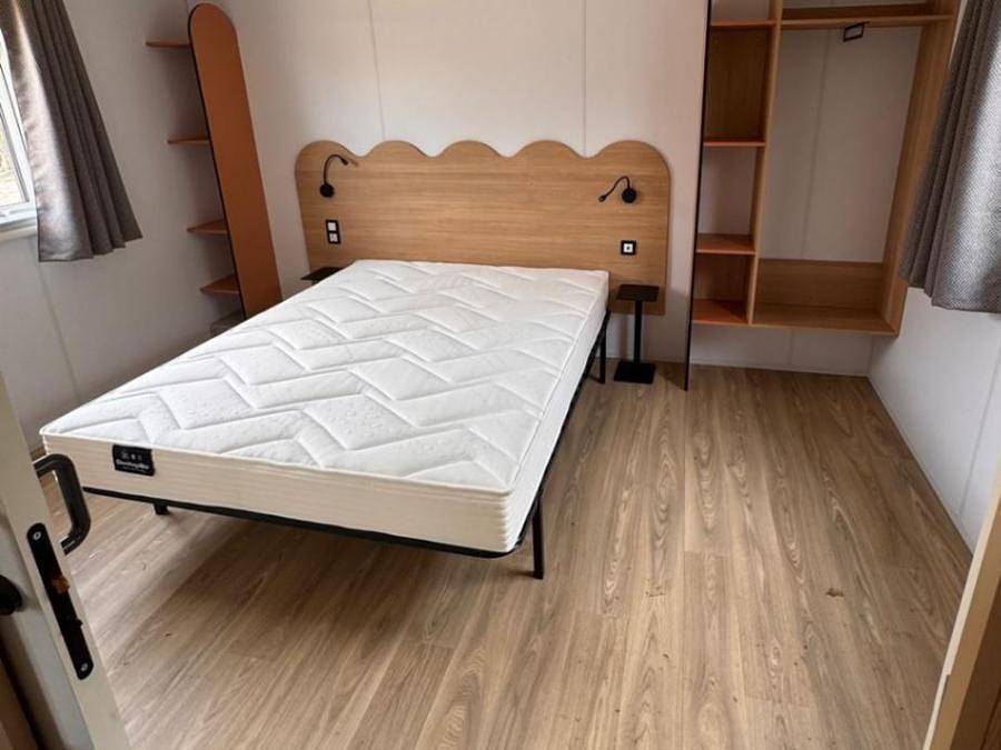 Camping Paradis les Pins - Royan - Mobilheim 4 personen - Premium 2Zi 4P Pmr in Saint-Palais-sur-Mer, Côte de Beauté