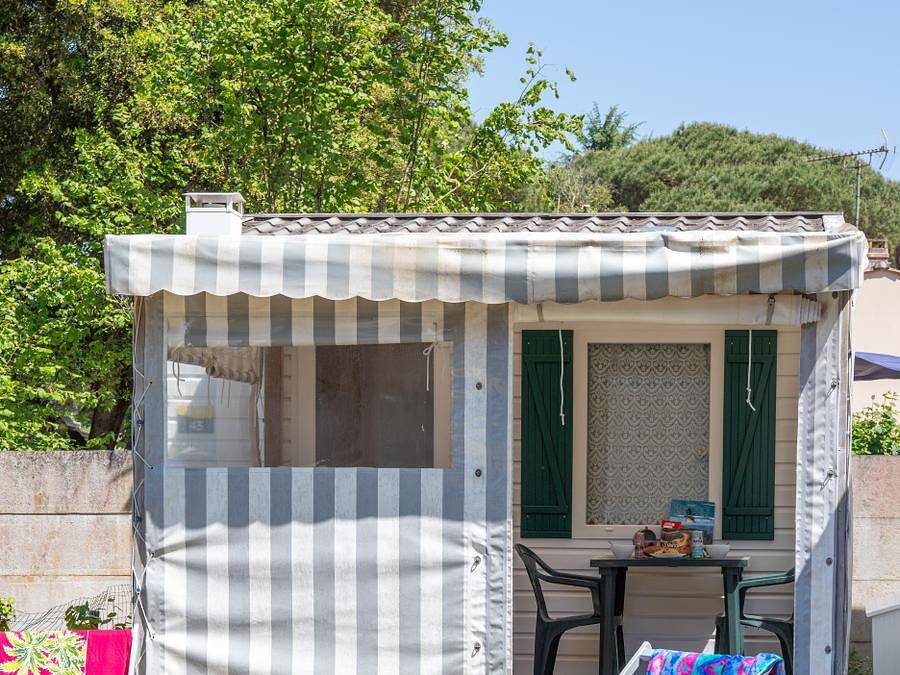 Camping Les Dinosaures - Mobilhome 2 personnes - Mh Cosy 1ch 2 pers in Talmont-Saint-Hilaire, Vendée