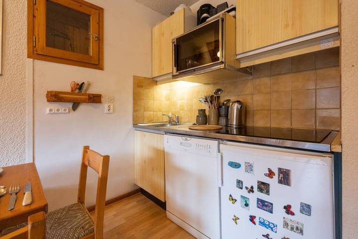 Gîte pour 8 personnes, avec balcon, adapté aux familles dans Meribel Village - 4