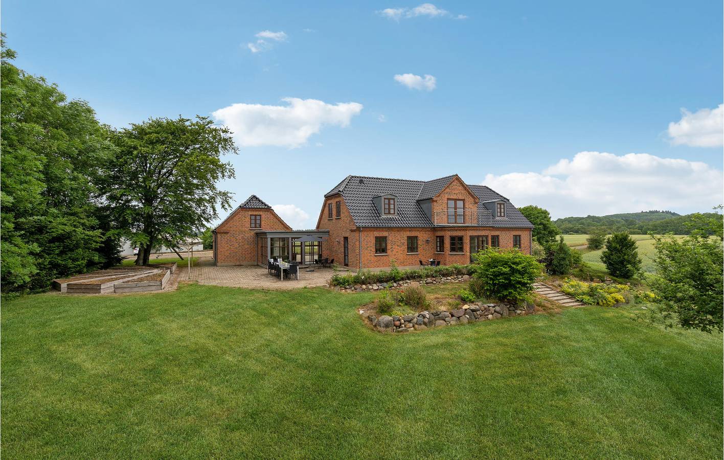 Holiday home for 13 people with garden in Ringkøbing-Skjern Region