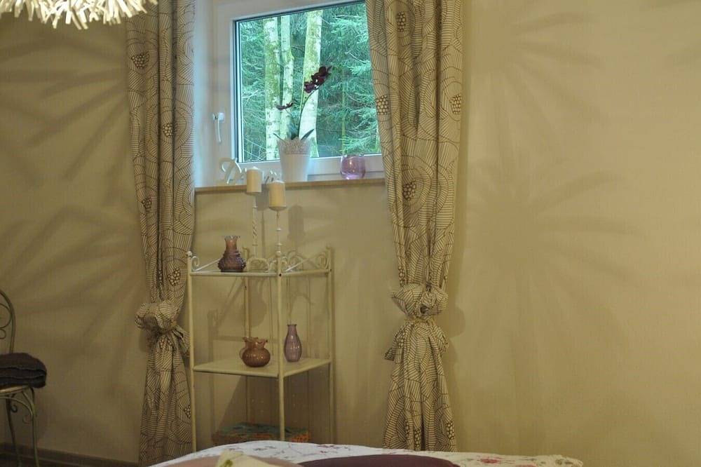 Esclusiva casa per le vacanze nel Rhön con foresta, vacanze con cane e famiglia in Hilders, Rhön-Hessen